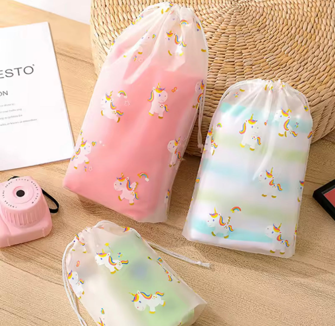 PVC Waterproof Transparent Cosmetic Bag, Transparent Travel Pouch for Slippers, Multifunctional Travel Bag, Portable Shoe Storage Organizer PVC Waterproof Transparent Cosmetic Bag, Transparent Travel Pouch for Slippers, Multifunctional Travel Bag, Portable Shoe Storage Organizer